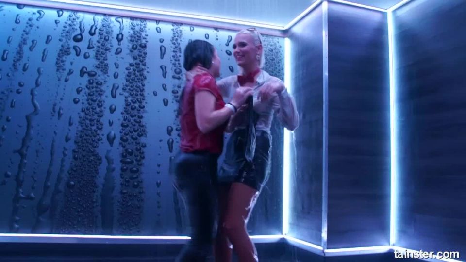 Porn tube Wet Those Wonderful Tits And Work It