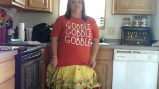 SexyNEBBW Sexy BBW Thanksgiving Mom Bakes Cookies - Amateur-6