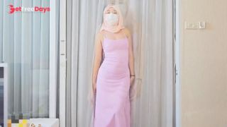 [GetFreeDays.com] Stunning Hijab Try-On Modern Dresses with a Twist. Adult Stream April 2023-4