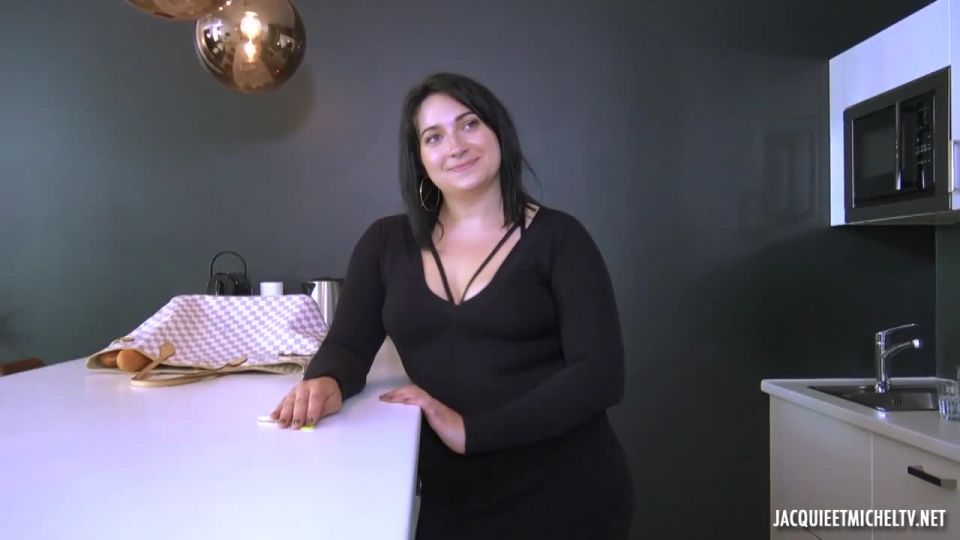 7103 Agnes-Agnes, 19ans, charcutiere a Noisy-le-sec