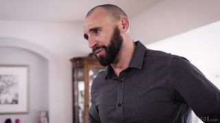 Laney Grey and Uncle Hyde Heat Up the RLC: Must-See!-1