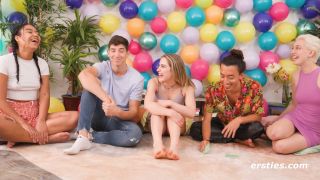 6231 Friends Play A Naughty Game Of Truth Or Dare-1