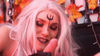 Lara Loxley – Dark Elf Sucks Fucks Wax Play on masturbation porn -7
