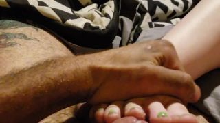 Cin puts feet to use making me cover her toes in cum(porn)-5