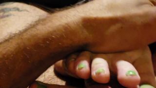 Cin puts feet to use making me cover her toes in cum(porn)-7