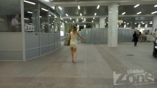  voyeur |  Voyeur upskirt – Upskirt with tanned beauty (AVI, FullHD, 1920×1080) | voyeur-9