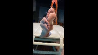 MADAM MONITA - Down There, It's Your Place.-8