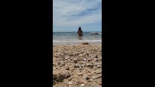 TS Madison Heights – Solo Handjob on the Beach.-2