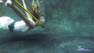 SexUnderwater e0639 Pristine Edge Scuba Training (mp4)-4