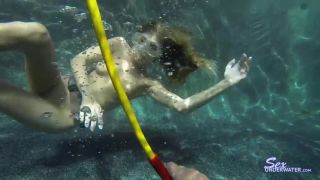 SexUnderwater e0639 Pristine Edge Scuba Training (mp4)-7