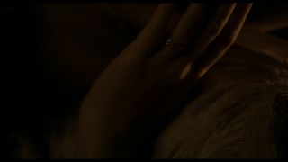 Scarlett & Natalie's Hot Chemistry in The Other Boleyn Girl-5