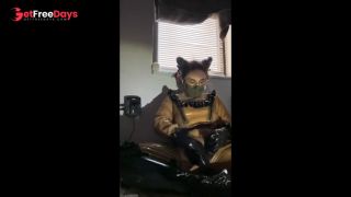 Nabi kitty latex maid  vibrator orgasm-5