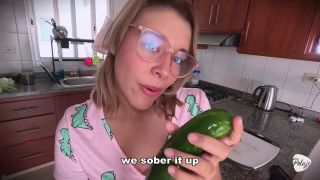 Hd cucumber goes inside my tight pink pussy and then into my mouth, wanna film with me? - ALIX VLOGS-3