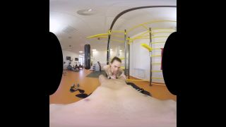 Watch Belle Claire's Sexy Ass Work Tricks Now-3