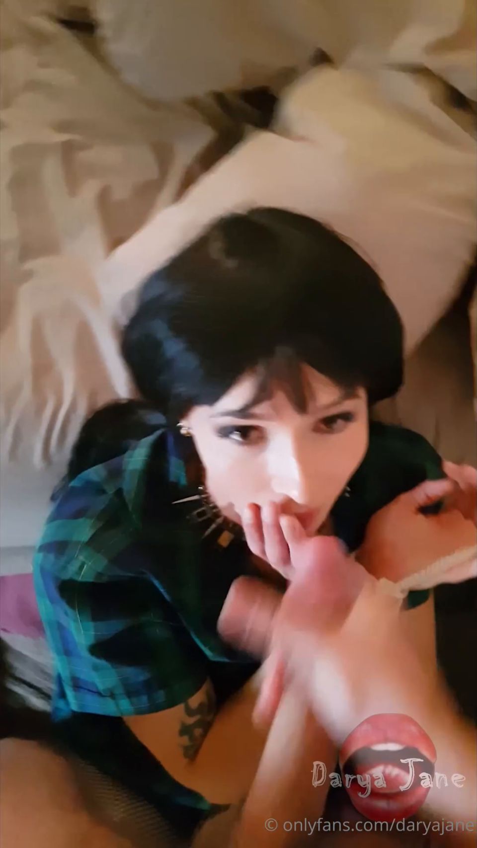 DARYA JANE - Usually It's Me Being The Tease.