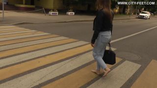 free adult video 28 big booty blonde girl femdom porn | City Feet – A barefoot blonde. Part 2 | femdom-1