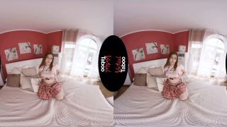 online porn clip 16 Eye To Eye With Sophia : Sophia Traxler [VirtualTaboo] (UltraHD/4K 2700p) on virtual reality fetish couple-1