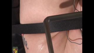 House of Gord16 07 29 Anna Rose & Lydia McLane - The Naked Barstool-8