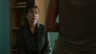 Denise Gough, Emily Watson - Too Close s01e01-03 (2021) HD 1080p - [Celebrity porn]-1