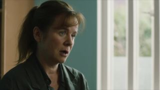 Denise Gough, Emily Watson - Too Close s01e01-03 (2021) HD 1080p - [Celebrity porn]-2