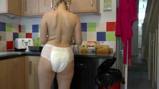 Bad Dolly – Housework in My Nappy Diaper bigtits -1