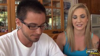 Big Pizza With Sausage - Video Bailey Blue-0