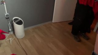 Cat - Coxx - Meine erste Gratis Stunde im Hobby - Huren Laufhaus - German porn-7
