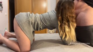 Alejandramoviess Sexo con mi amigo el soltero , follando estilo perrito-3