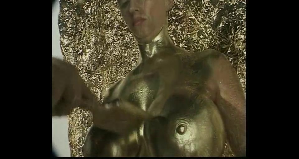 Summer Cummings Rubber Boobs (Big Tits porn)