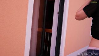 Maryjane Auryn - Schamlos ausgenutzt - Fremder geilt sich an mir auf Part 1 - Germany-1