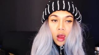 Shemale Webcams Video for December 11, 2019 – 17 Webcam-9