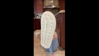 online xxx clip 33 xomaddykxo 010220222349097257 casual kitchen so on feet porn alexa grace foot fetish-6