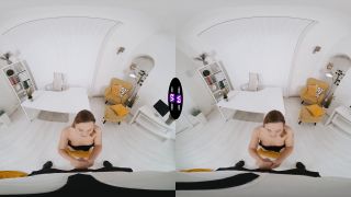 Hardcore Porn Ambitious Poppy Pleasure Sucks Boss Cock To Get The Job - TmwVRnet-4