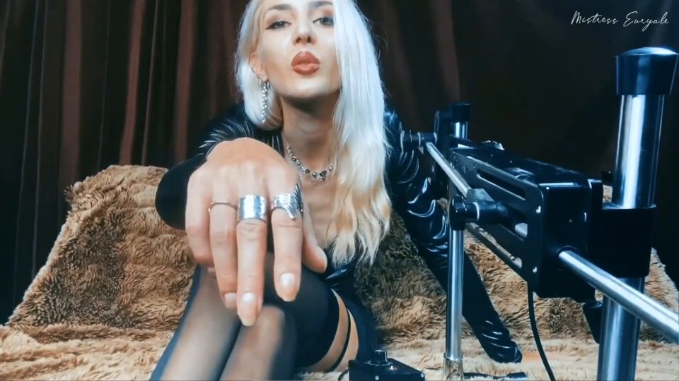 Fuck machine sissy slut.