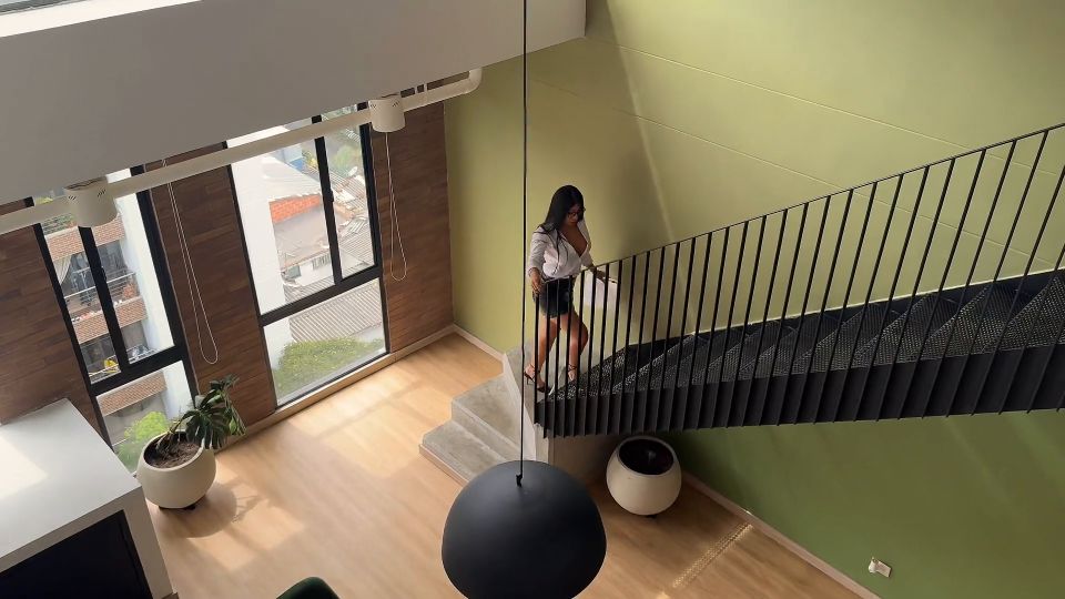 [K2S.CLUB] Marianna Arroyo - Beautiful legged real estate agent couldn't contain herself and gets fucked by VIP client - FullHD 1080P