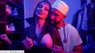 [GetFreeDays.com] Lexi Luna || Will Pounder Sexy Vampire Pr!nce$$ Neighbor Lexi hardcore animated porn-1