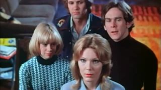 Confessions of a Young American Housewife (1974) - (Vintage)-1