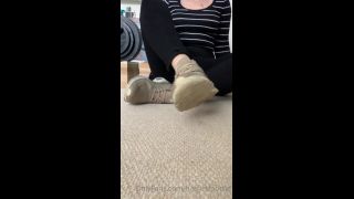 free porn video 9 harrietfootsie 230520212117036124 a few of you have asked for dirty soles or sweaty feet straight out of trainers so this - foot - feet porn foot fetish toys-0