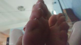 OGFeet - Sativa Skies - foot sniffing 4 mins, on feet porn - [Feet porn]-6