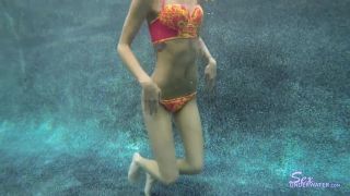 SexUnderwater e0616 Halle Von UW Model Training (mp4)-1