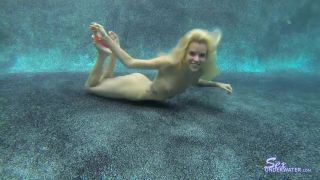 SexUnderwater e0616 Halle Von UW Model Training (mp4)-6