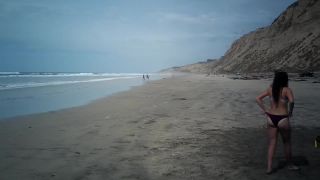 03262019-beachlevel-random_stroll_1-6