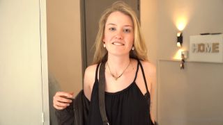 Emily ASMR - 14 February 2025 - romantic valentines day in with your girlfriend  ASMR Emily ASMR -0