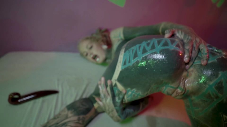 Anuskatzz Self Fisted And Big Rubber Dildos Porn Webcam S...