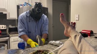  princeskristina  Sneak peak into my bitch served life, feet on feet porn-0