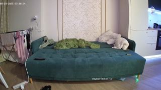Voyeur-House 2025: Uvelir & Luna Living Room Hookup HD1080p-7