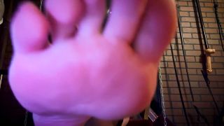 Temptress Seraphina – Dont Be Late.-6