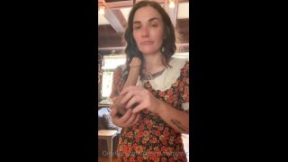 giaisabellaxx H265 2020-08-13 n no particular order saying hi, goofing off, checking in, chatting you up, and flirt-9