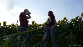 Nel Campo Di Girasoli In The Sunflowers Fied Lady Mesmeratrix (Femdom porn)-3