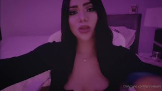 Onlyfans - Annie Lumi - annielumiCONEJITOS NUEVO ROLEPLAY  Tu PRIMA CELOSA y CALIENTE quiere tu LECHE - 22-11-2021-9